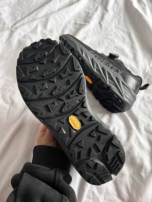 Чоловічі кросівки The North Face GTX Termo Black Grey