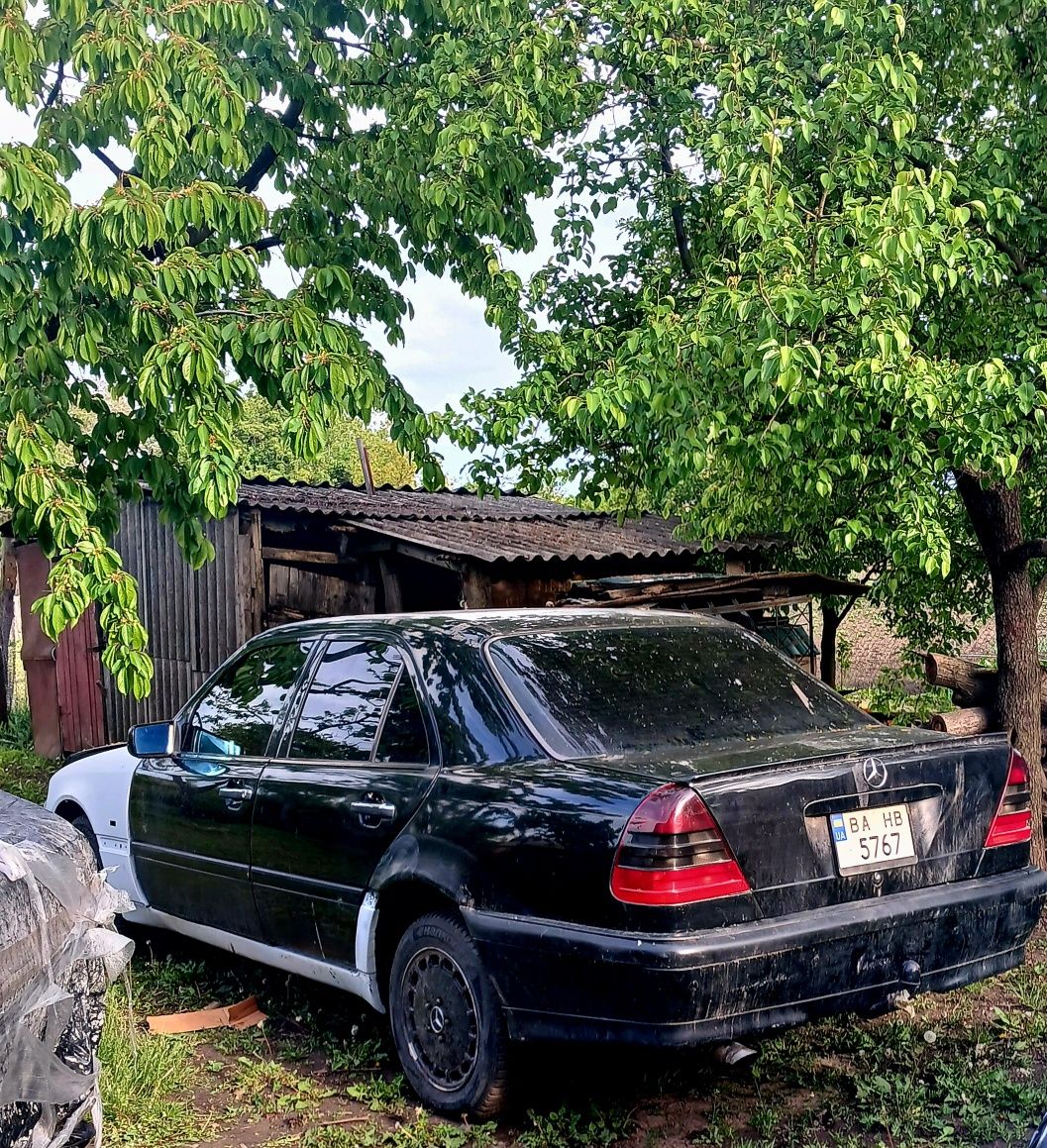 Mercedes w202 c180