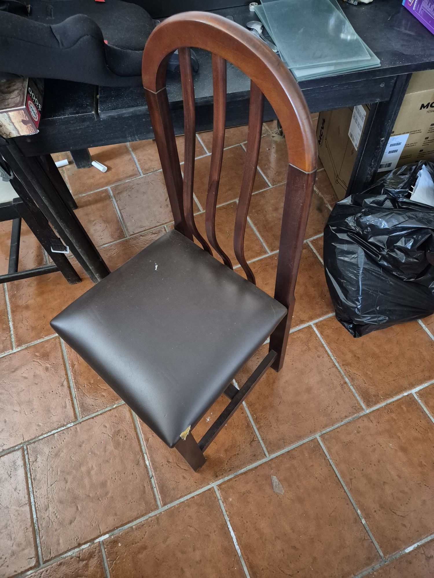 Conjunto Mesa + 4 Cadeiras