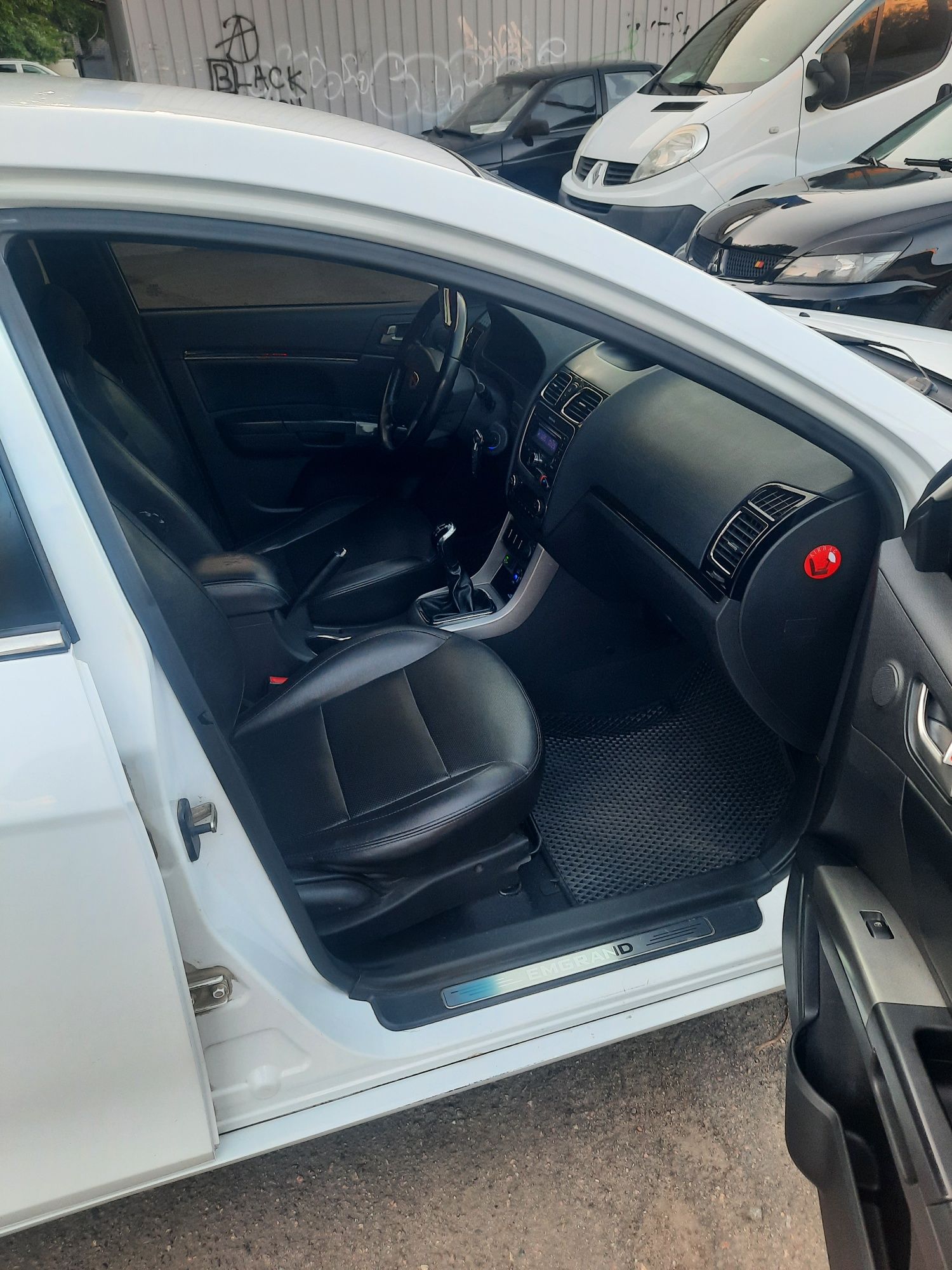 Сдаётся в долгосрочную аренду Geely Emgrand 7