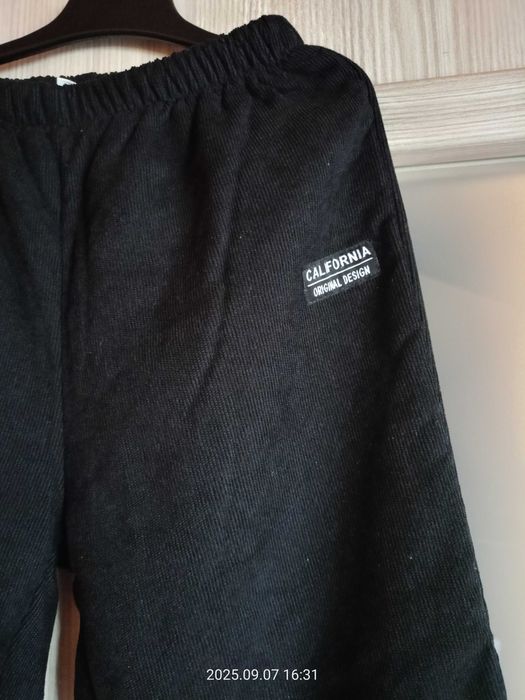 Spodnie sztruks ocieplane na 7 lat