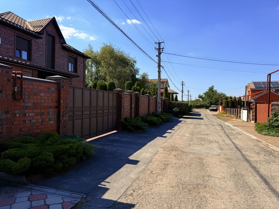 Продам участок в элитном раене Подгородного !!!