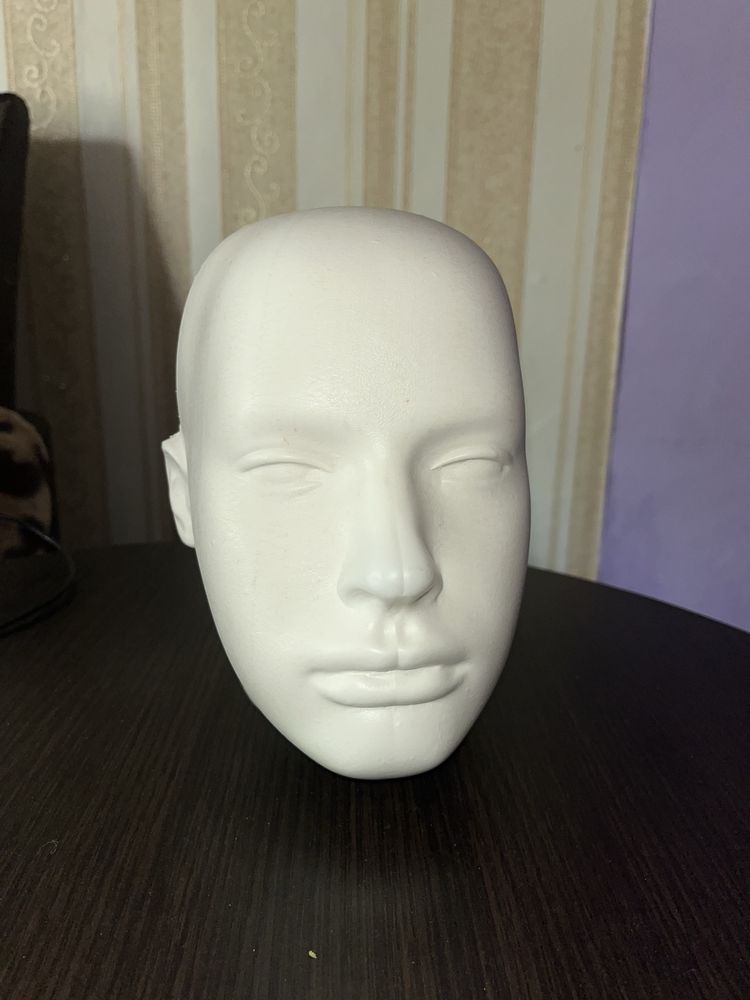 Манекени  голова