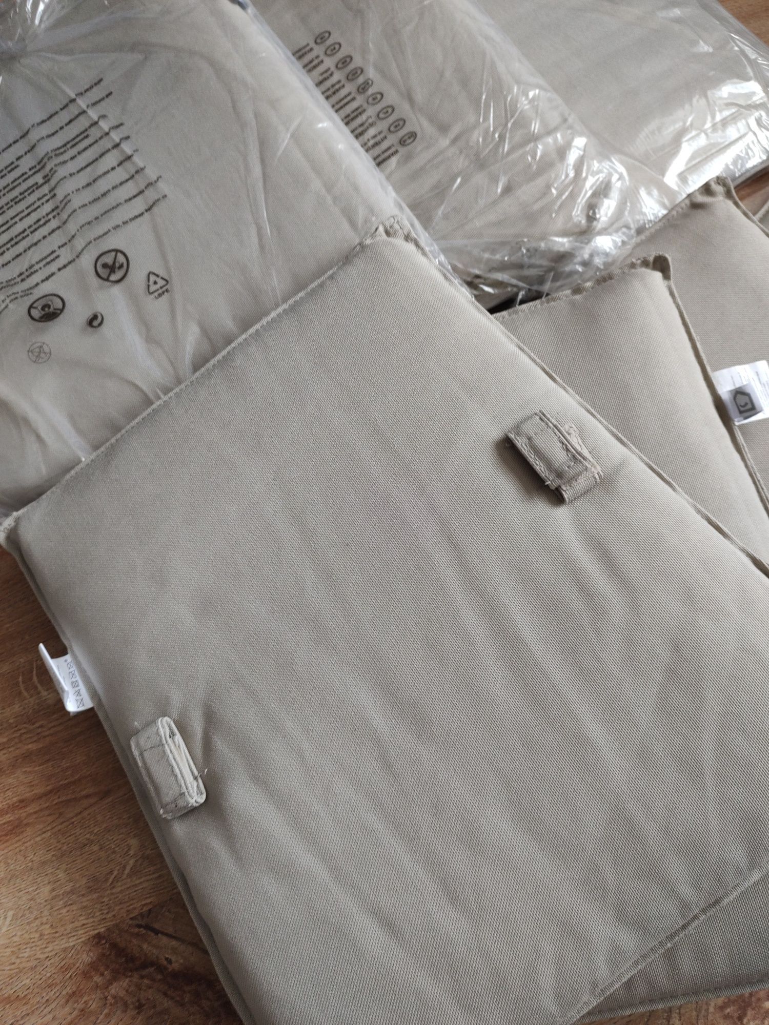7 nowe poduszki na krzesła Castorama good home szare rzepy