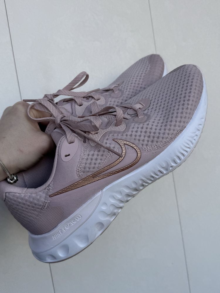 Кроссовки Nike оригинал