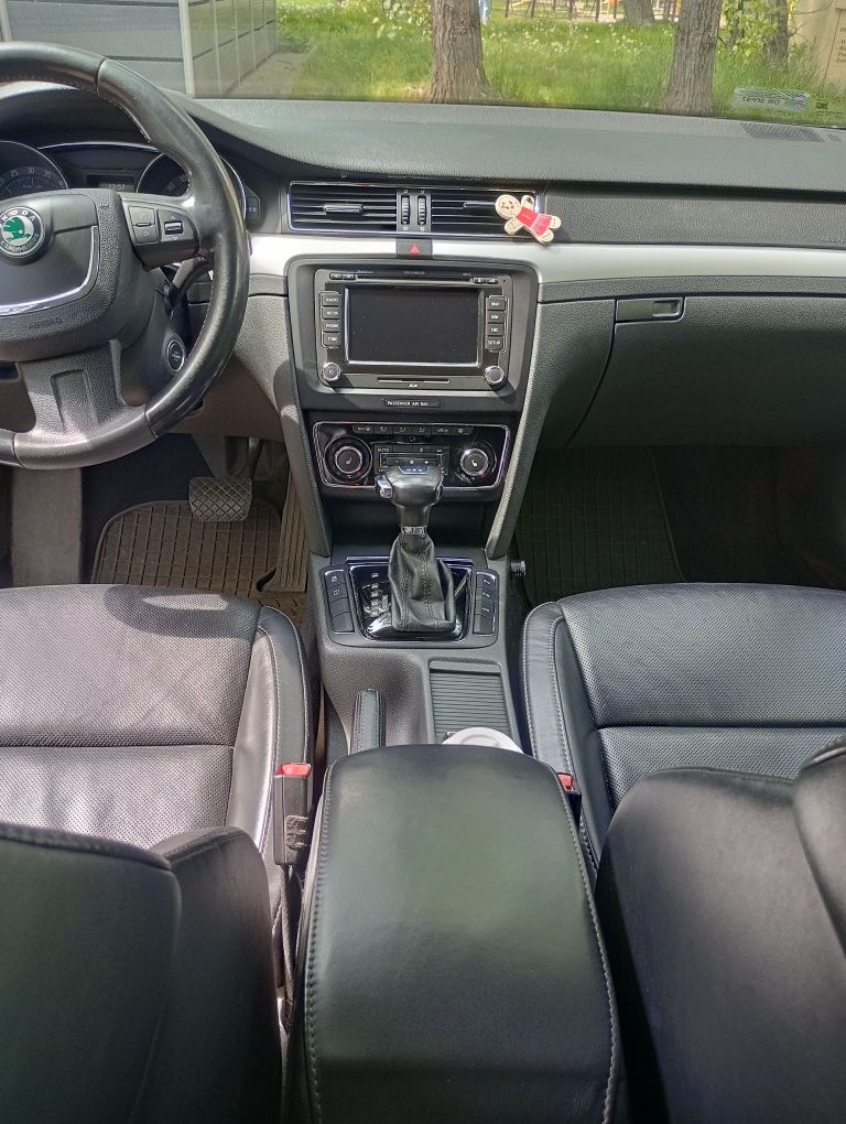 Skoda Superb 2.0tdi Dsg