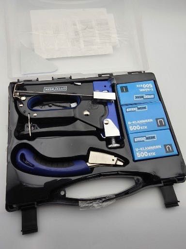 Zszywacz, pistolet do gwoździ.