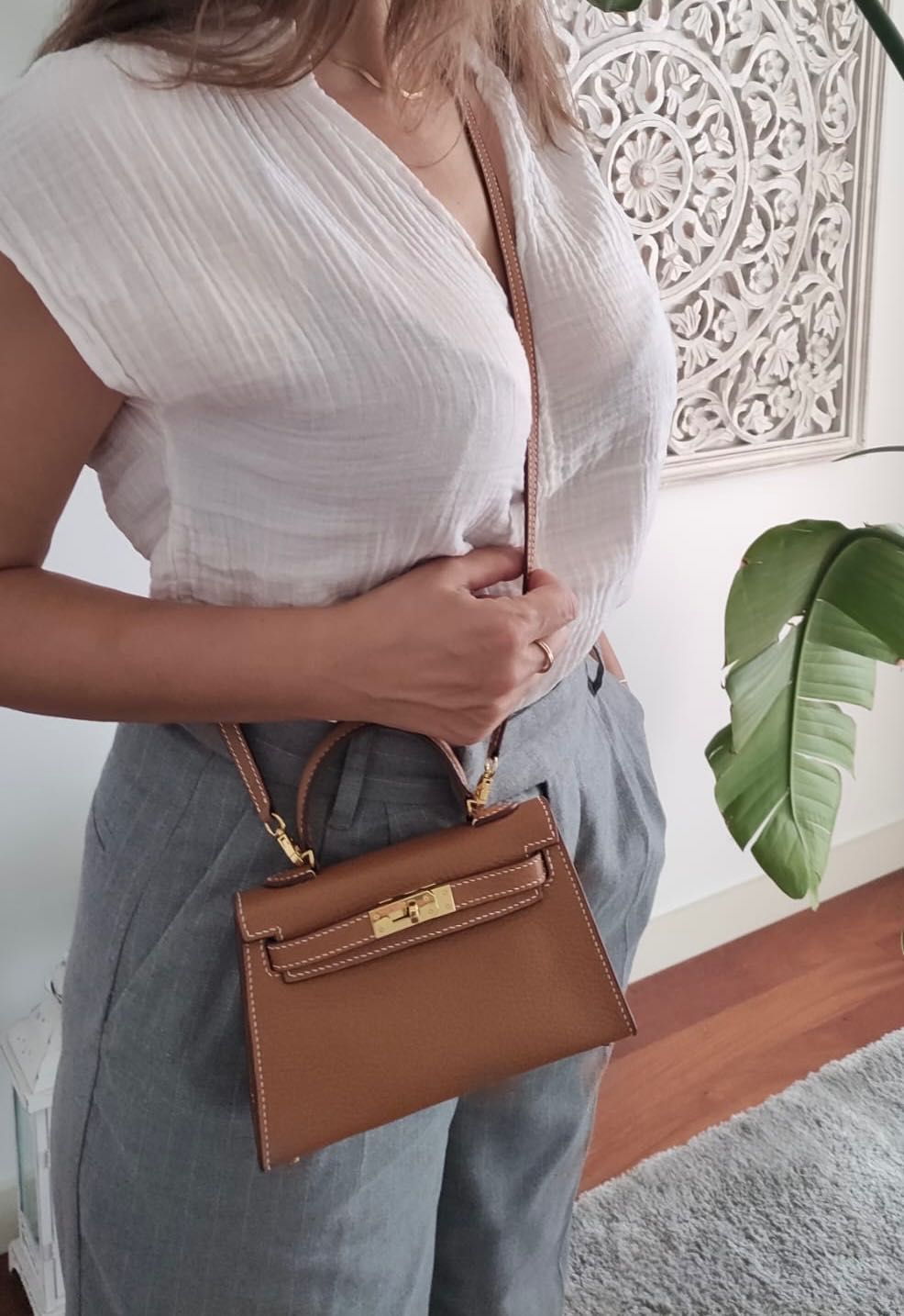 Bolsa castanha em pele genuína estilo Kelly