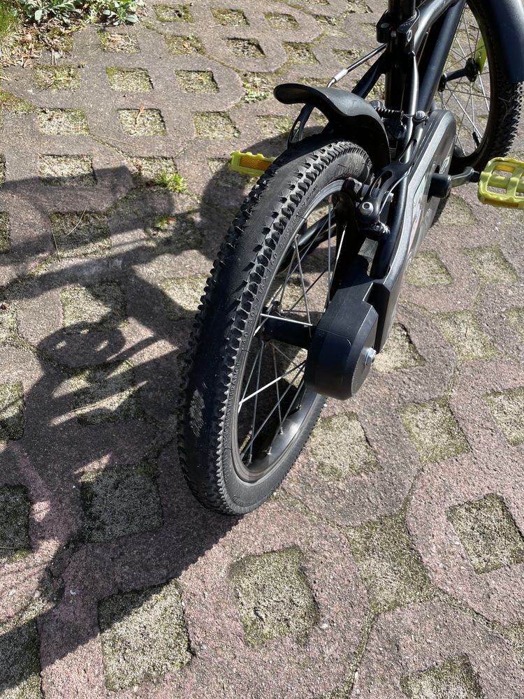 Rower Btwin 500 Dark Hero 16