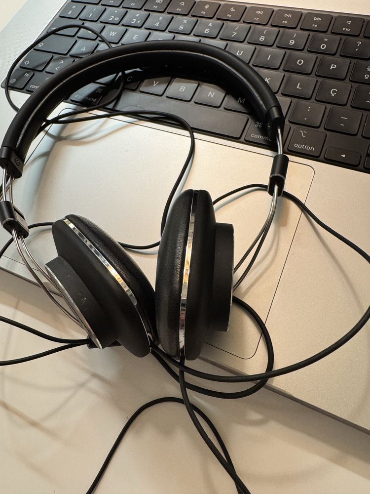 Bowers and Wilkins P3