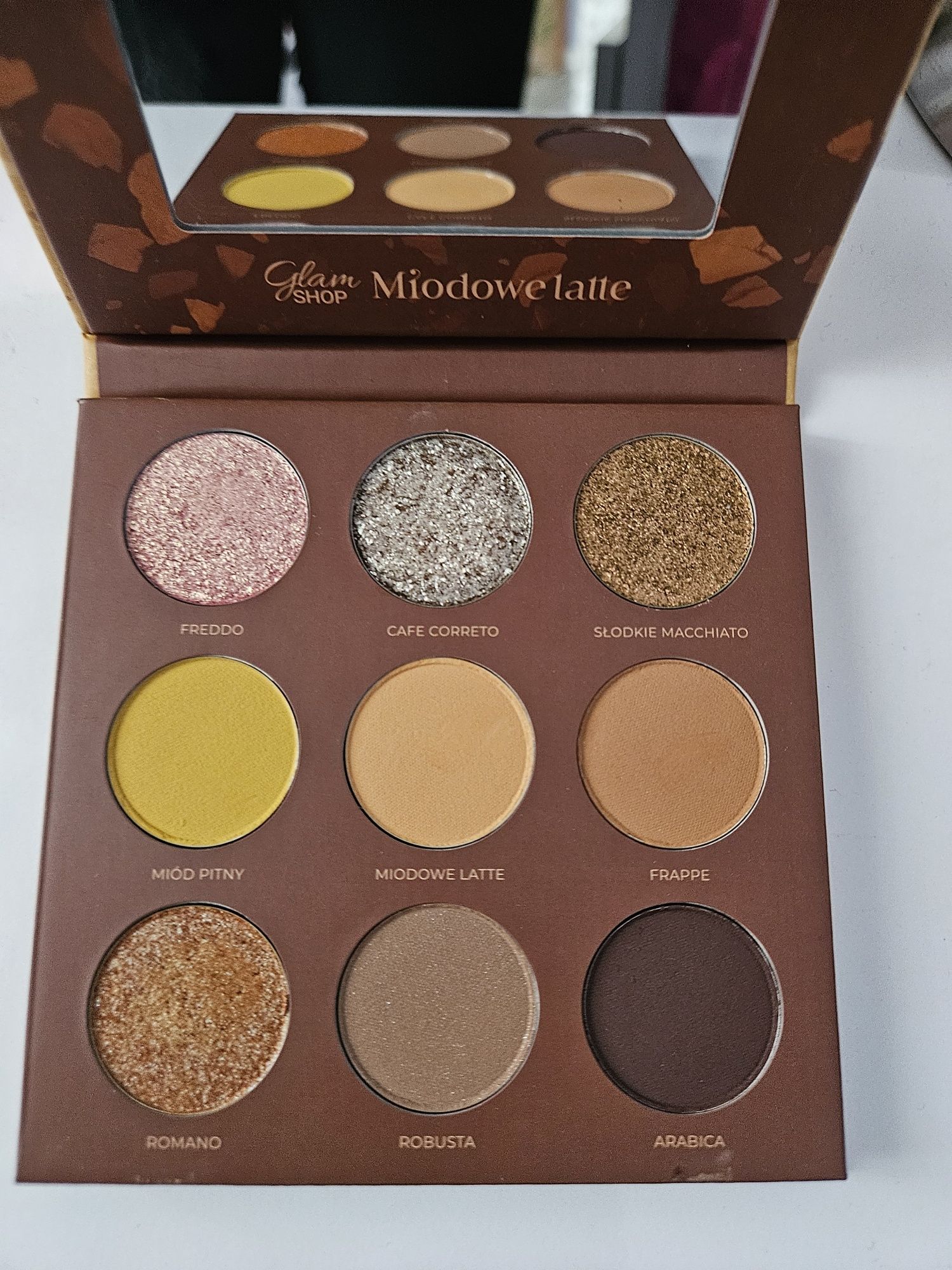 GlamSHOP/paleta cieni do oczu Miodowe latte/Edycja limitowana!!!