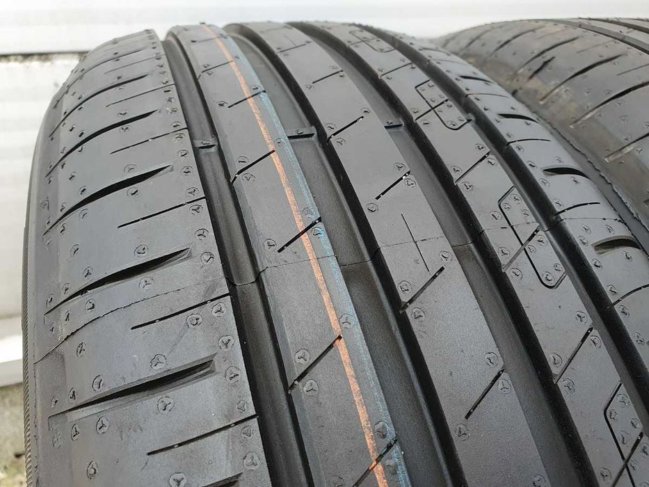 2x Opony letnie 215/55/17 GOODYEAR EfficientGrip Performance - 94V