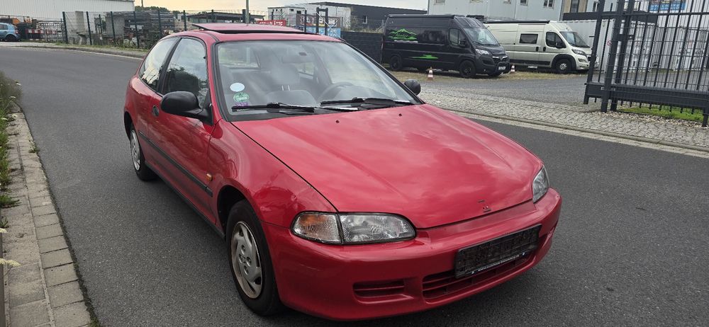 Honda Civic 1.5i Jajko
