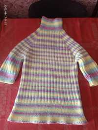 свитер женский и платье
