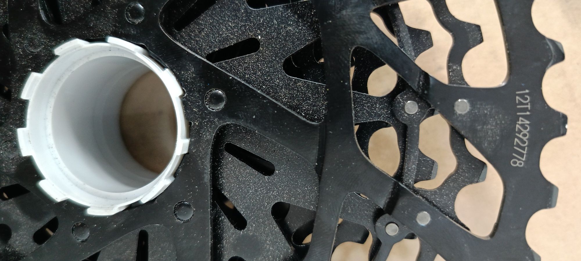 Kaseta Sram NX. , PG-1130.  11 rzędowa.