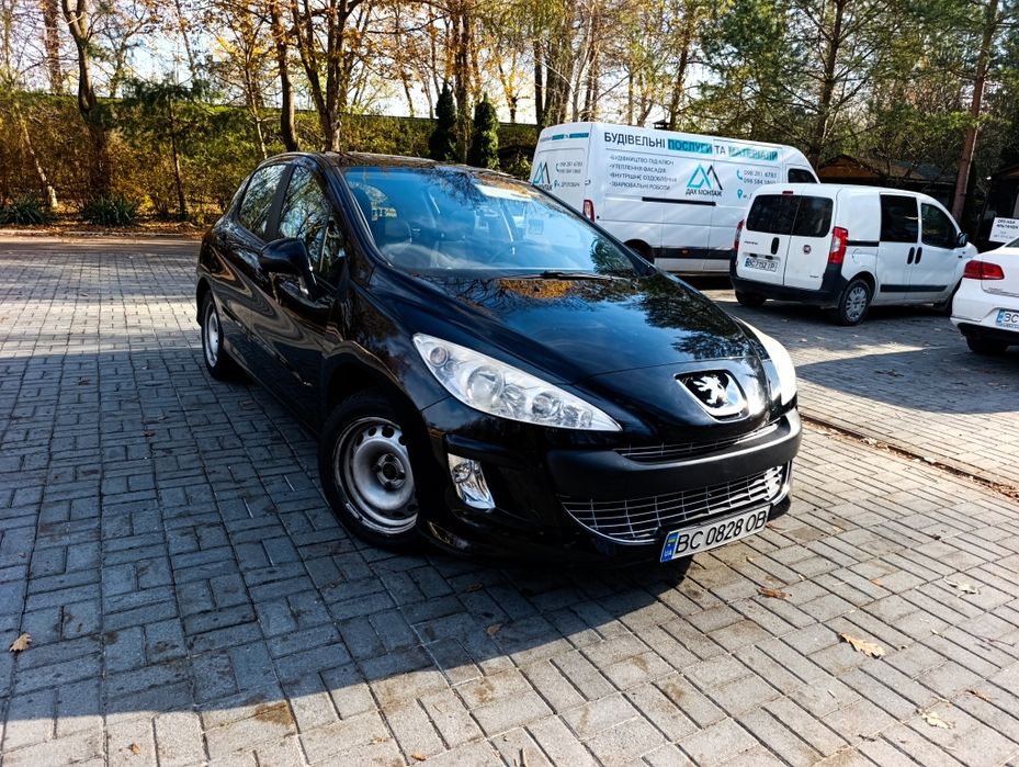 Peugeot 308 (2008) 1,6 бензин атмосфера