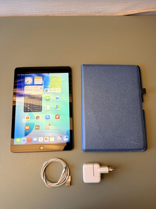 Apple Ipad 10.2” 2021 9a Geraçāo 64GB Wifi + 4G Cellular