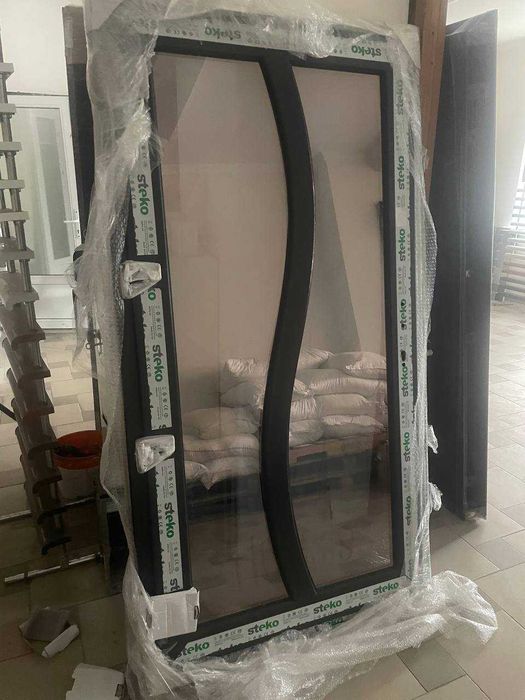 Вхідні металопластикові двері • 1000×1900 мм • Нові