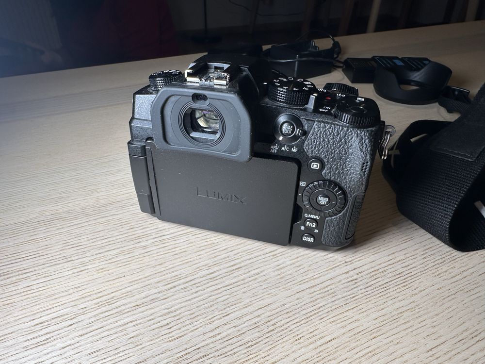Panasonic Lumix DC-G90 i obiektyw 12-60