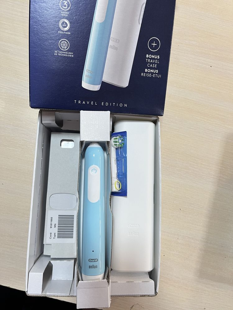 Електрична зубна щітка Oral-b Pro series 1