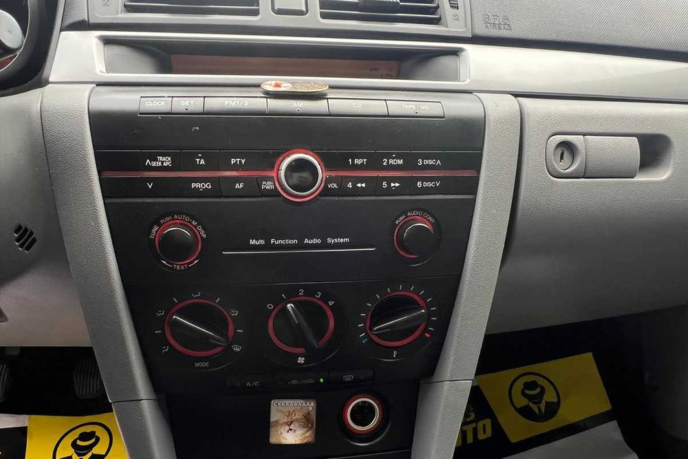 Mazda 3 2004 року