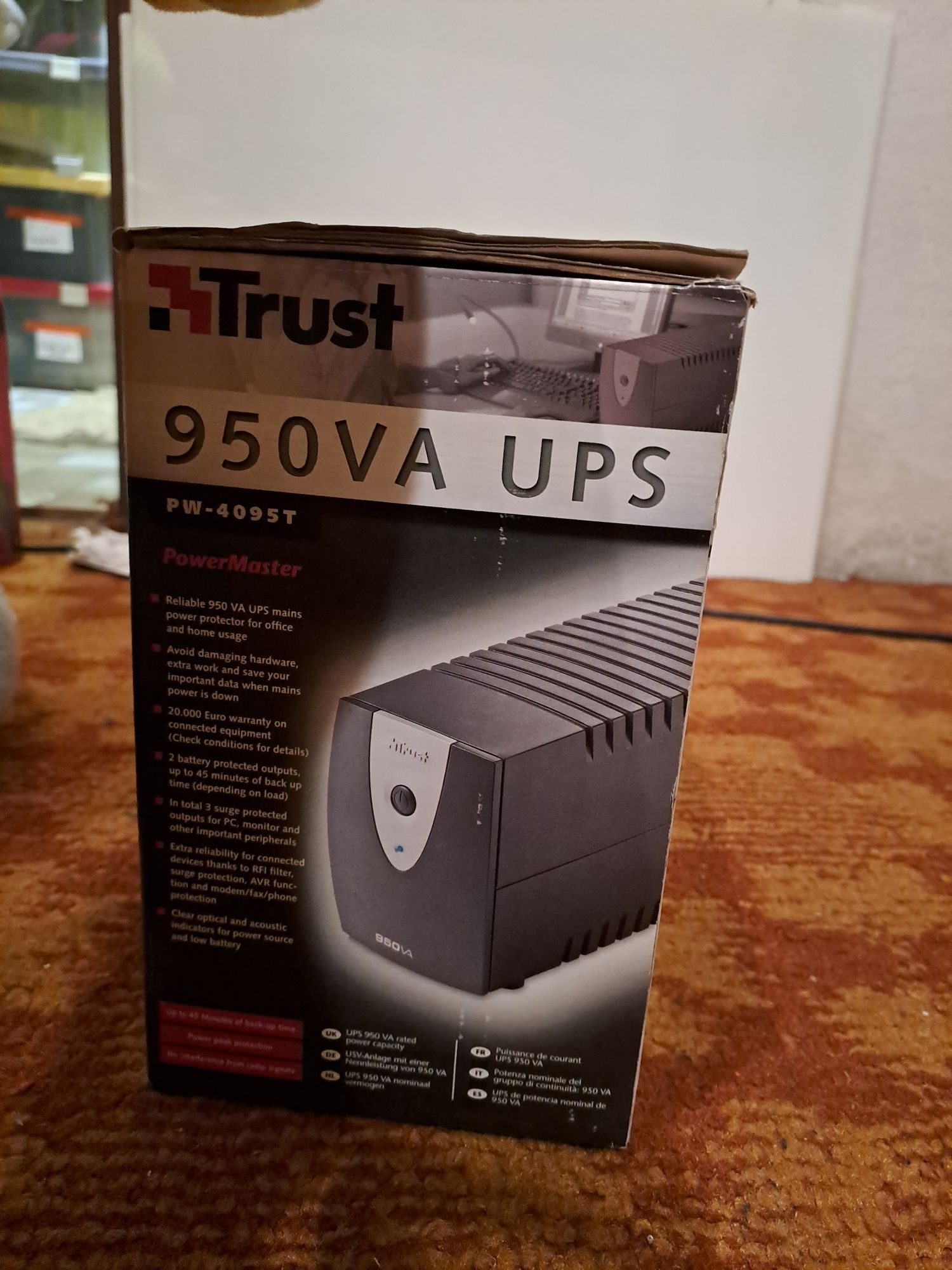 PowerMaster UPS 950v Techniczne