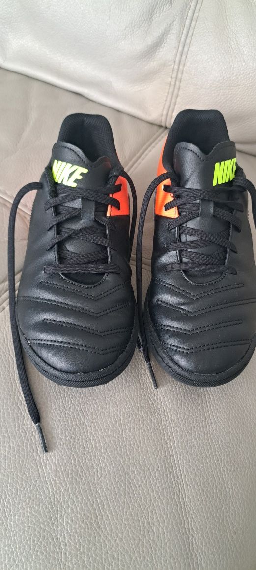 Buty sportowe nike