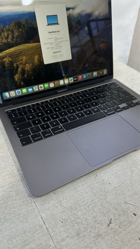 Продам Apple MacBook Air A2179