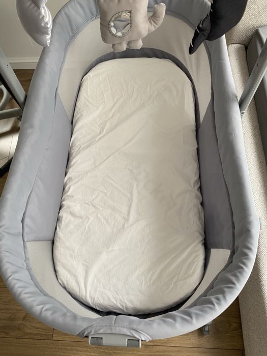 Chicco Baby Hug materacyk + 2 prześcieradła