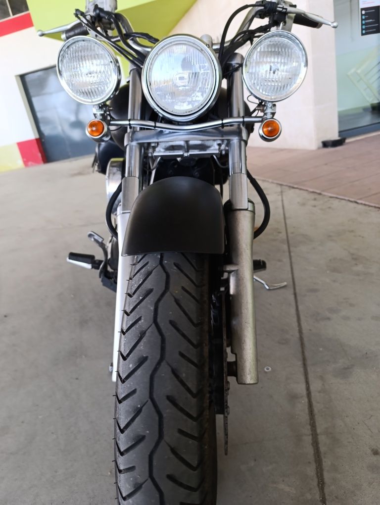 Moto clássica Yamaha Dragstar 1100 pouco usada, clássica, 35 mil km