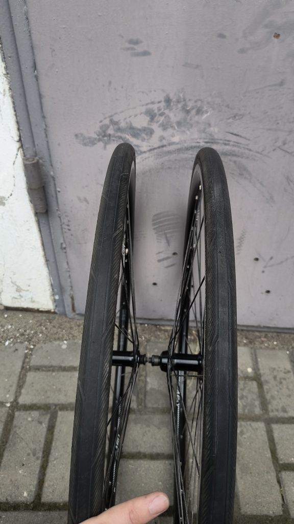 Zestaw kół szosowych. Shimano, DT swiss r460.