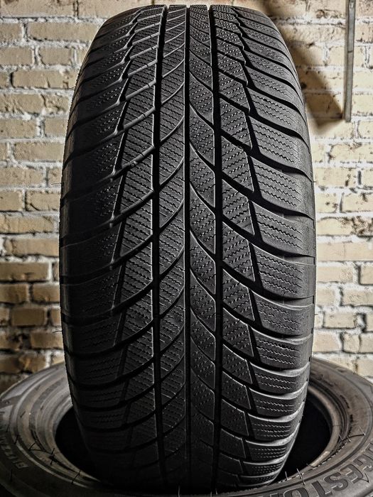 Зимові 225/60r18 Bridgestone | 7mm | 2023 | Преміум шини | Ідеальні