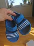 Sandałki adidas klapki basenowe 21