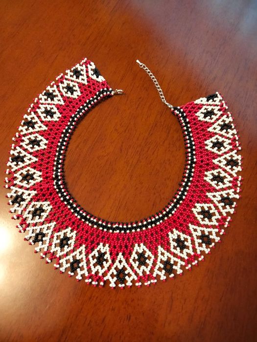 Силянка з бісеру ручної роботи