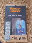 Szkło hartowane PanzerGlass Ultra-Wide Fit - iPhone 15 czarna ramka