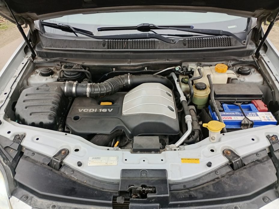 Chevrolet Captiva C100 2.0D