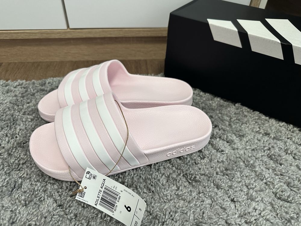 Нові шльопанці Adidas Adilette Aqua Оригінал 35, 36, 37 22.5-23.5 см.
