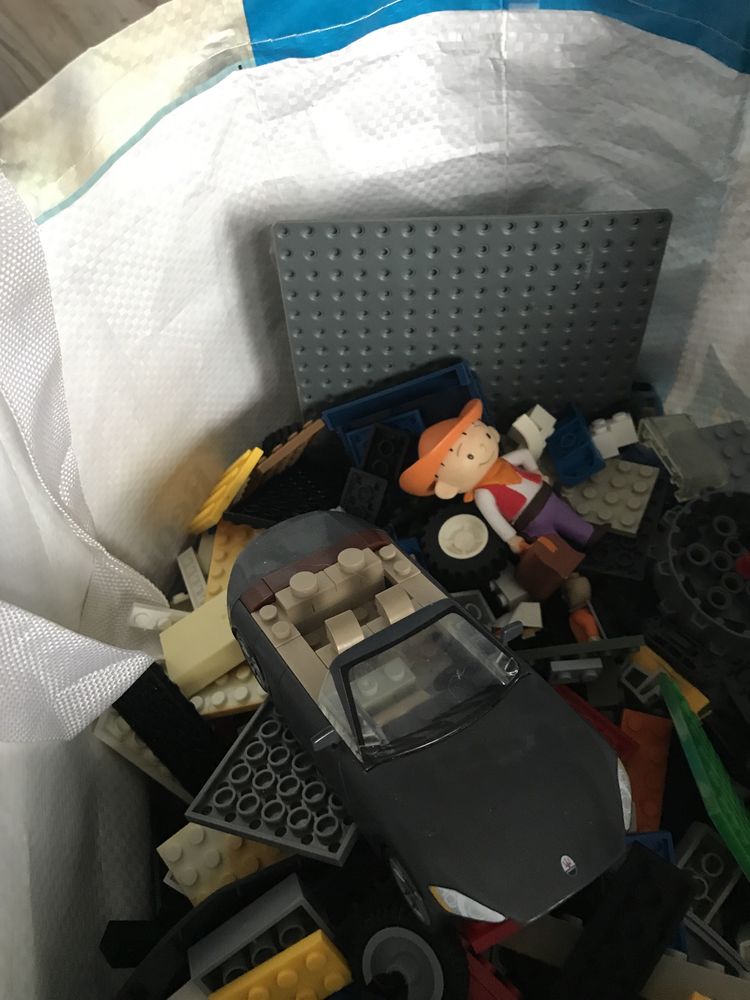Cobi kazi i inne 4,5kg  (kompatybilne z lego) mix kg