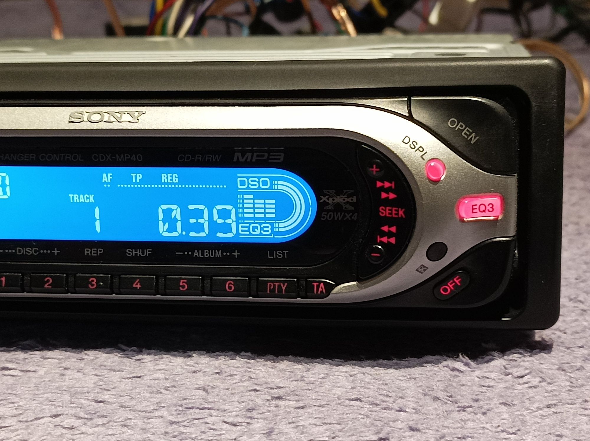 Auto radio Sony X-plod CDX-MP40. MP3/MD/CD.50Wx4.Solidne!