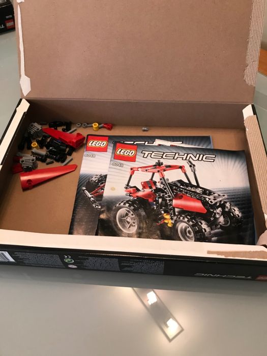 Lego Technic, 4 conjuntos completos.