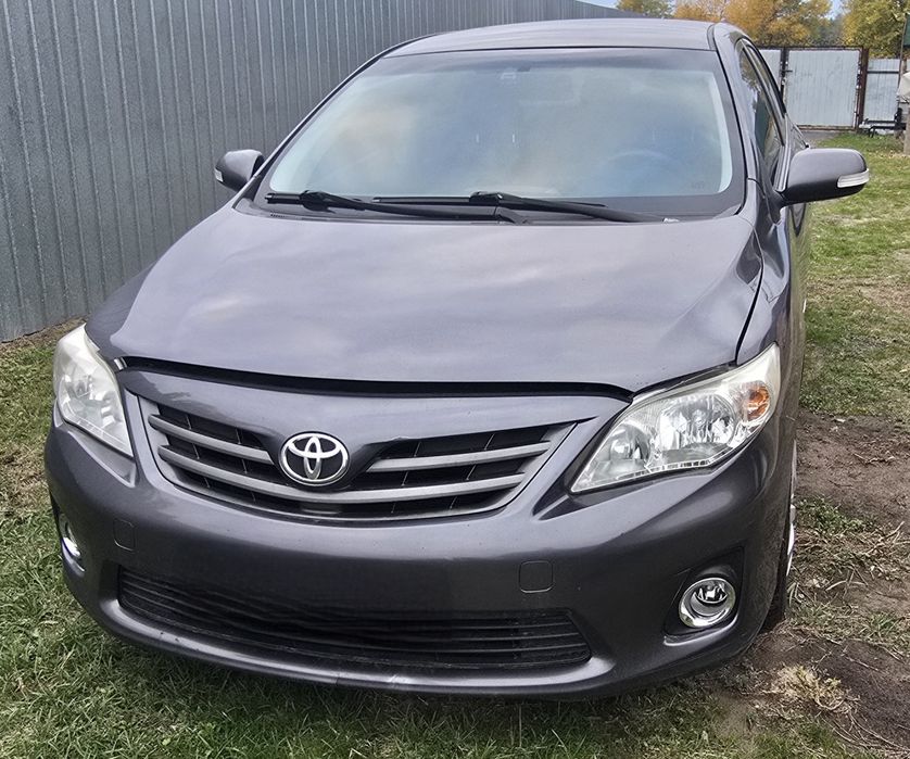 Продаю Toyota Corolla 2011г