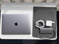 Macbook Air M1 2020 8/256 Zestaw
