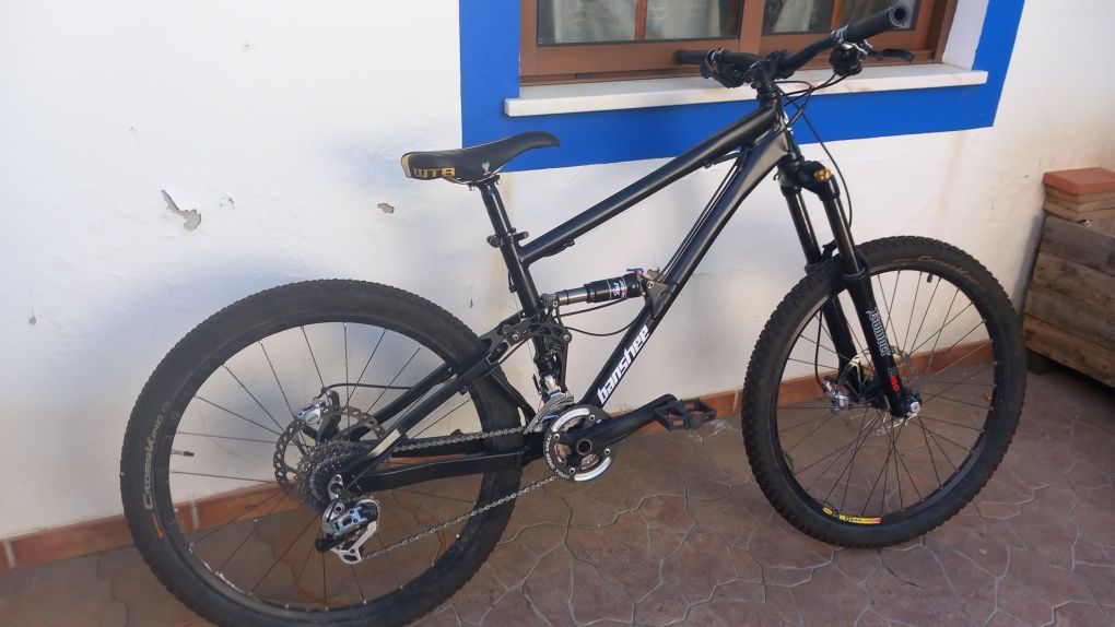 Bicicleta de enduro Banshee