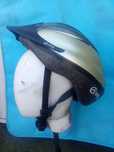 Capacete de bicicleta e trotinetes