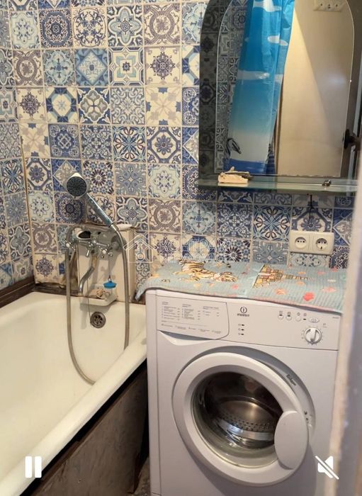 Продаж 1 кв на Астрономічній