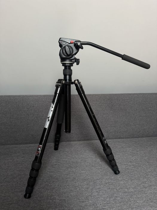 Statyw z funkcją monopodu + glowica Manfrotto 701HDV