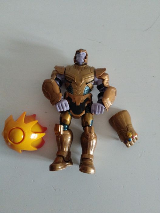 Figura de acção Thanos