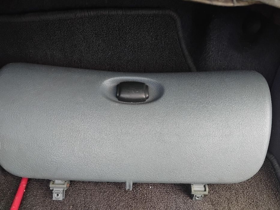 Tampa porta luvas Megane 1