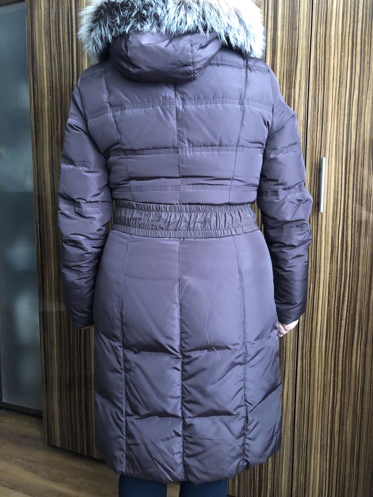 Жіноча зимова куртка пуховик