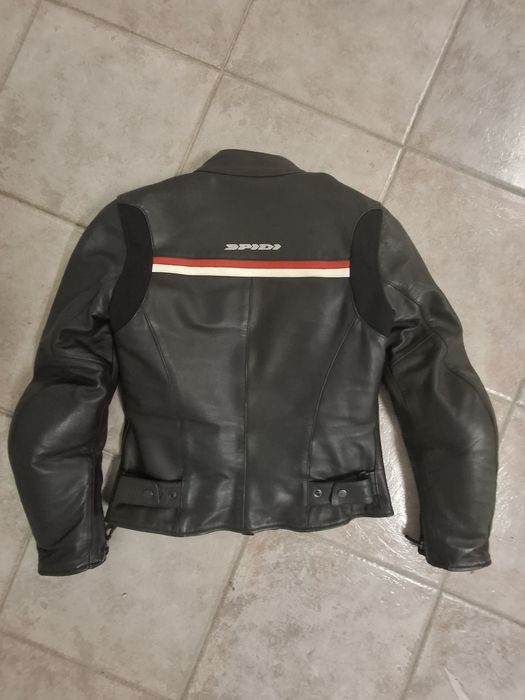 Casaco de mota em pele t. 42 Ixon como novo